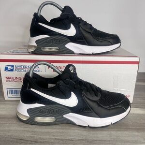 Nike Air Excee Running Shoes Womens 7 Black Classic Sneaker Gym Casual